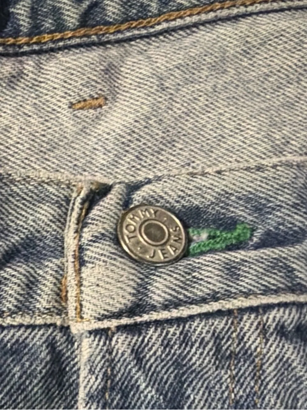 Vintage Y2K Tommy Hilfiger Light Blue Men’s Jeans with Signature Flag